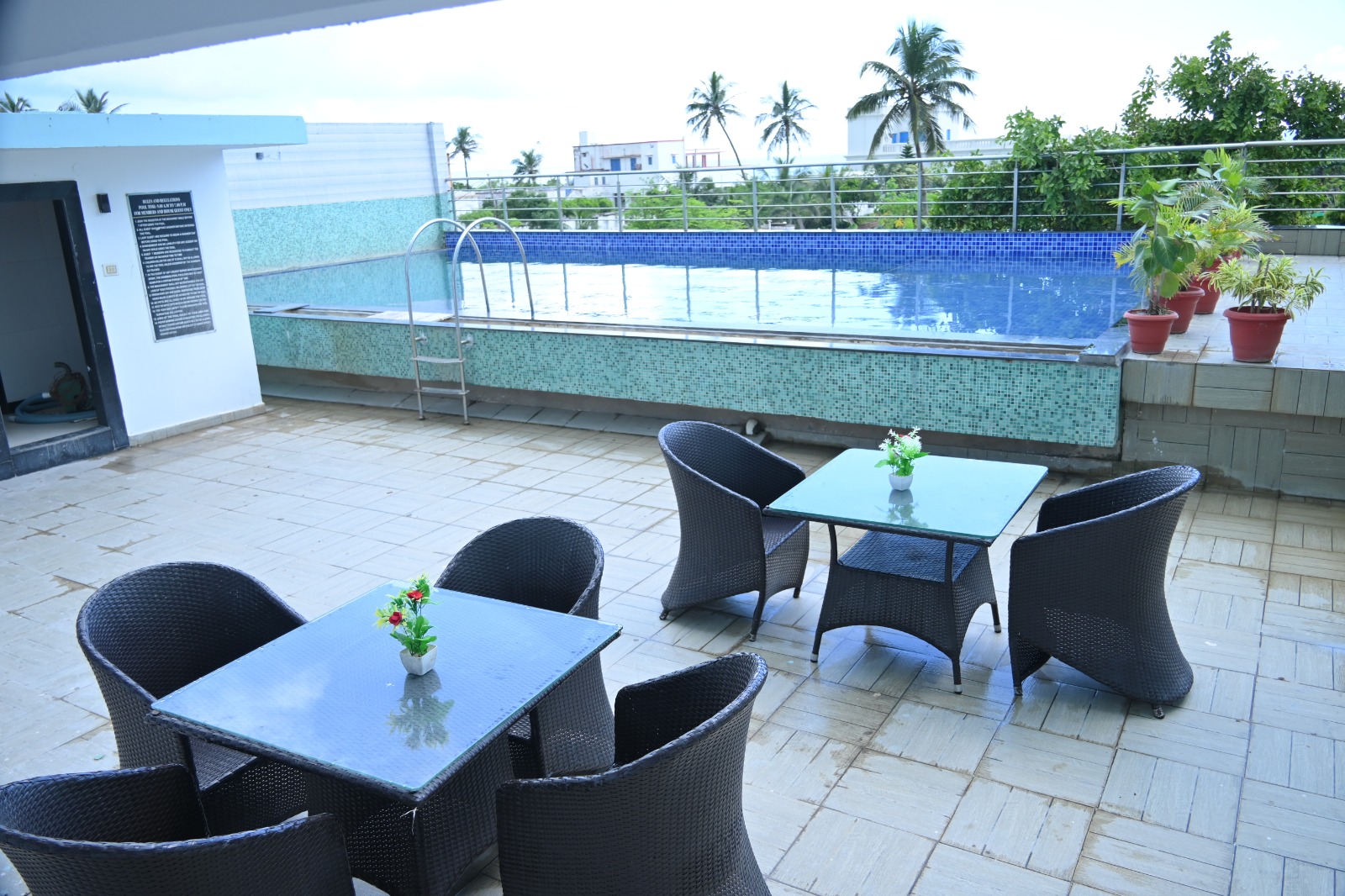 Rooftop Sea View Lounge